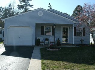 321 Costa Mesa Dr, Toms River, NJ 08757