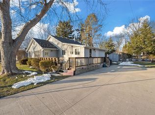 65 River Dr, Eastlake, OH 44095