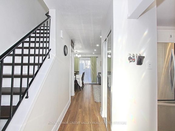 4th image of 45 Hansen Rd N #36