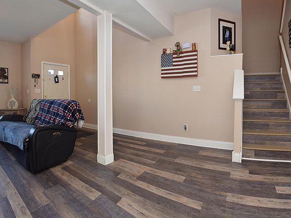 4th image of 8111 Whitham Dr
