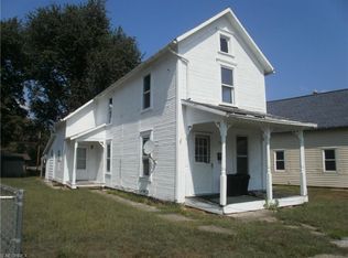 126 9th St NE, New Philadelphia, OH 44663