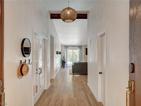 2nd image of 4339 Murillo St