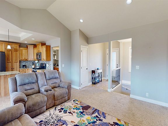 4th image of 2003 Hillpointe Pl