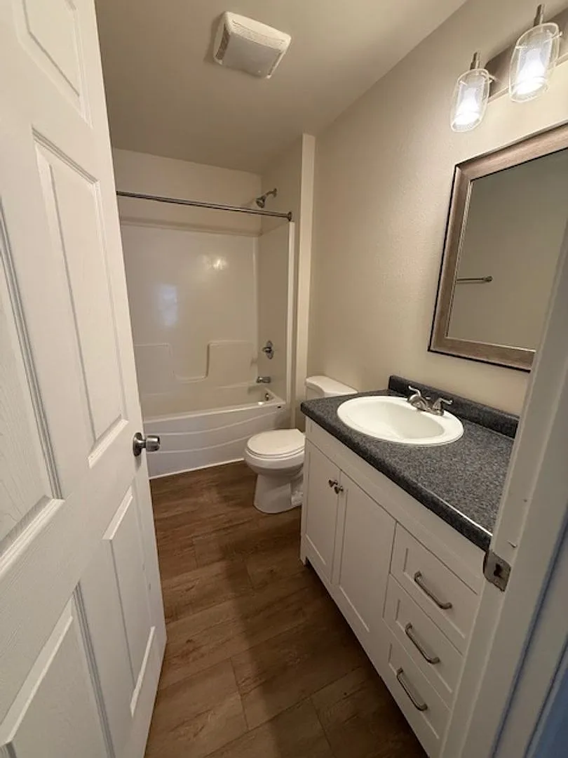 2 Bedroom Duplex — Photo 4