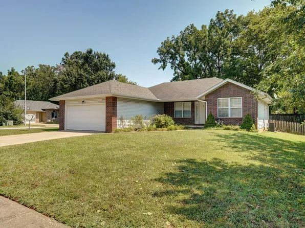3070 S Overhill Court, Springfield, MO 65807