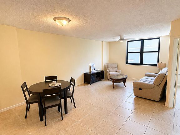 5th image of 651 Okeechobee Blvd APT 302
