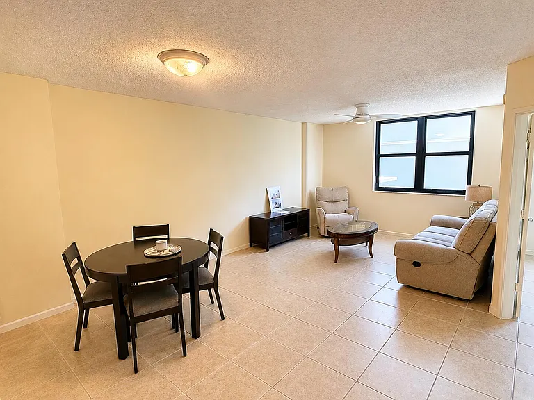 651 Okeechobee Blvd #302 — Photo 5