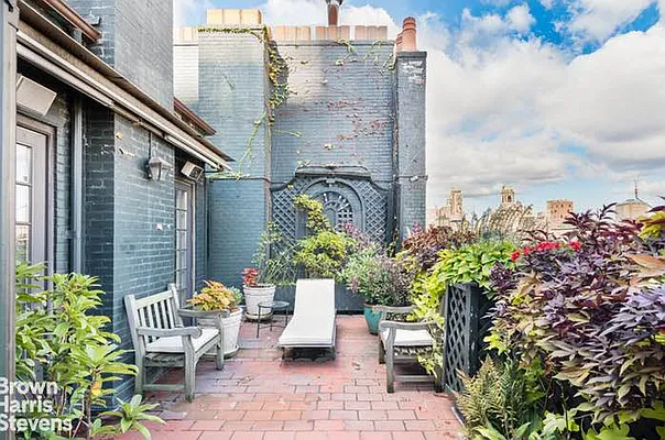 Sold by Brown Harris Stevens | media 21