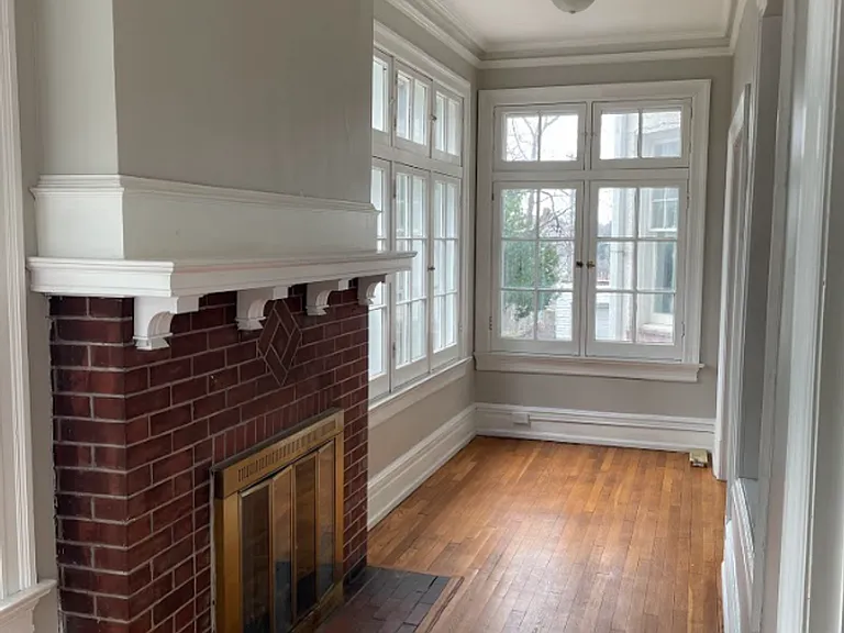 629 Oak Hill Ave — Photo 2