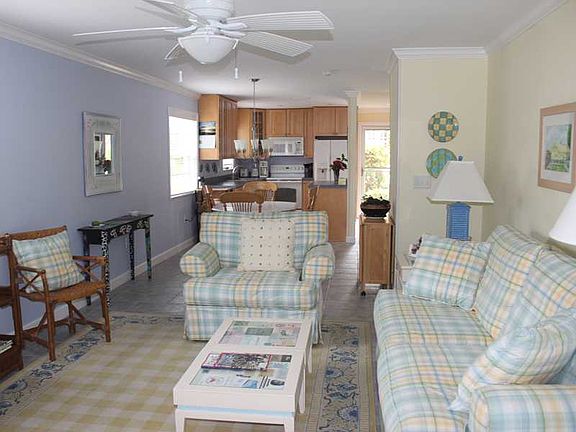 5th image of 5400 Highway A1a
