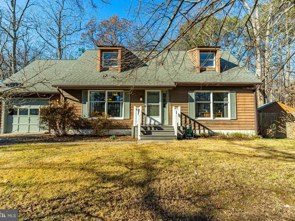 21635 Columbia St, Lexington Park, MD 20653