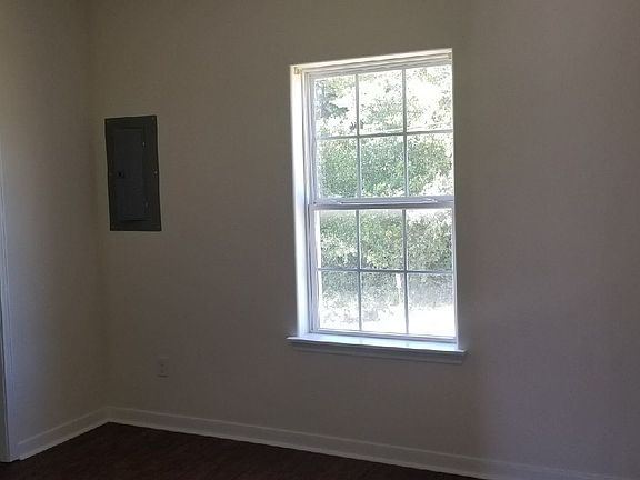 5th image of 500 Vicki Dr APT 9