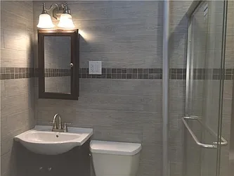 Rented by R New York