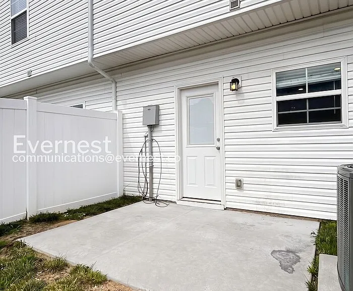 250 Tara Ct — Photo 19