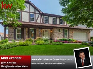 213 Arlington Ave, Naperville, IL 60565