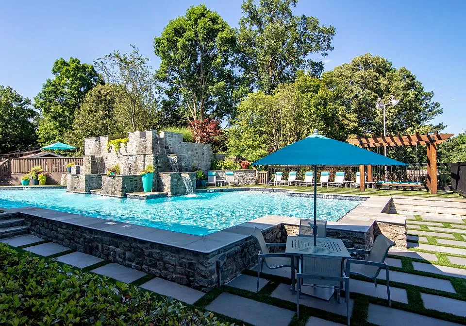 Barrington Hills Apartments