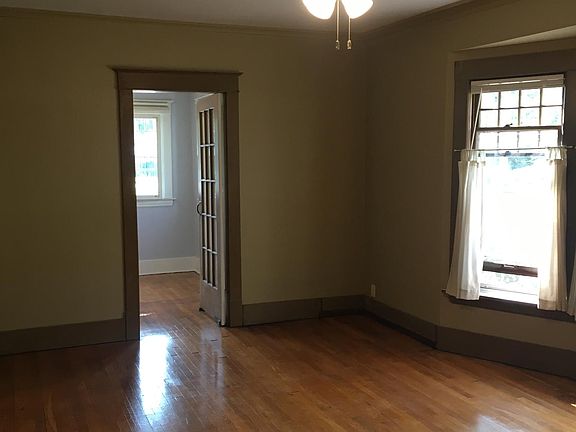 4th image of 1329 Hope St SE #1