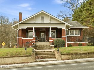 518 N Main St, Clinton, TN 37716