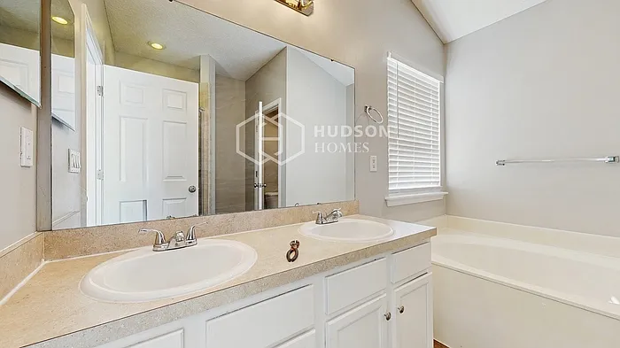 1064 Moosehead Dr — Photo 19
