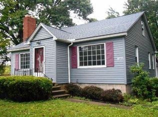 1302 Mathews Rd, Youngstown, OH 44514