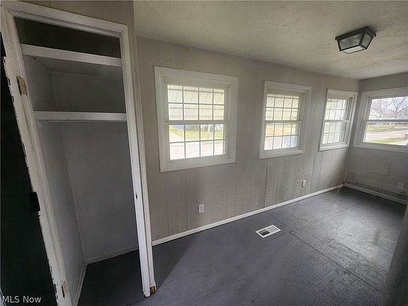3rd image of 2511 E 34th St