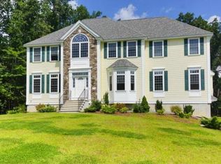 4 Clara Way, Chelmsford, MA 01824