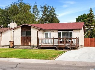 2518 7th AVENUE E, Regina, SK S4N 5T4