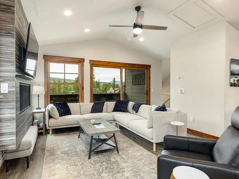 190 Galena St #2 — Photo 8