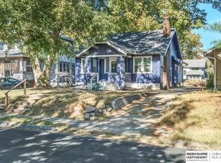 2564 Crown Point Ave, Omaha, NE 68111