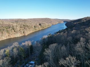 30 Cedarhurst Trail, Newtown, CT 06482