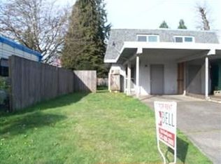 330 S 52nd Pl, Springfield, OR 97478