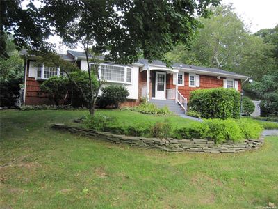 6 Merlin Lane, East Setauket, NY, 11733