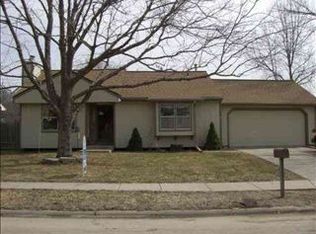 9709 Oak Ridge Dr, Bellevue, NE 68123