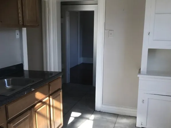 16 Summit St #207, East Orange, NJ 07017