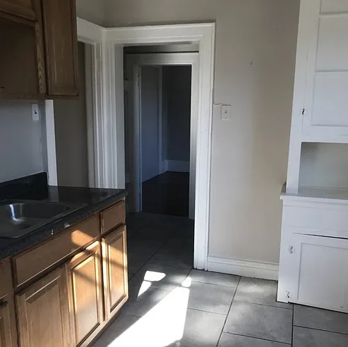 16 Summit St #207 Photo 1