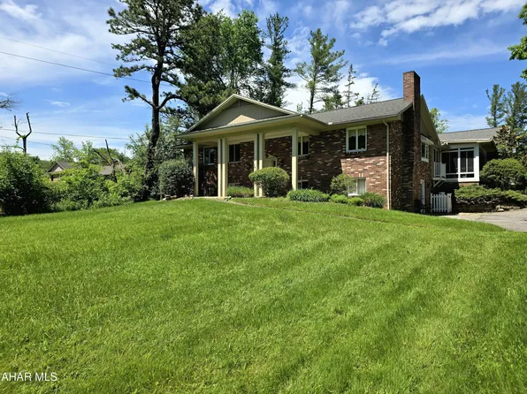 1410 Foot Of Ten Rd, Duncansville, PA 16635