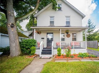 877 Bennington Dr, Rochester, NY 14616