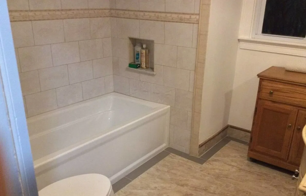 8 bed, 2150 sqft, $10,000 — Photo 4