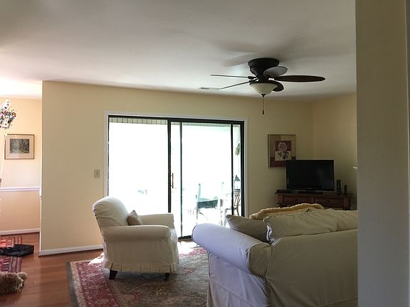 livingroom to sunroom