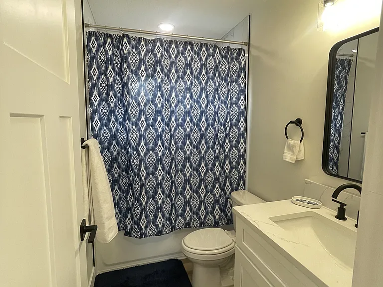 2233 Jefferson Ave #4 — Photo 18