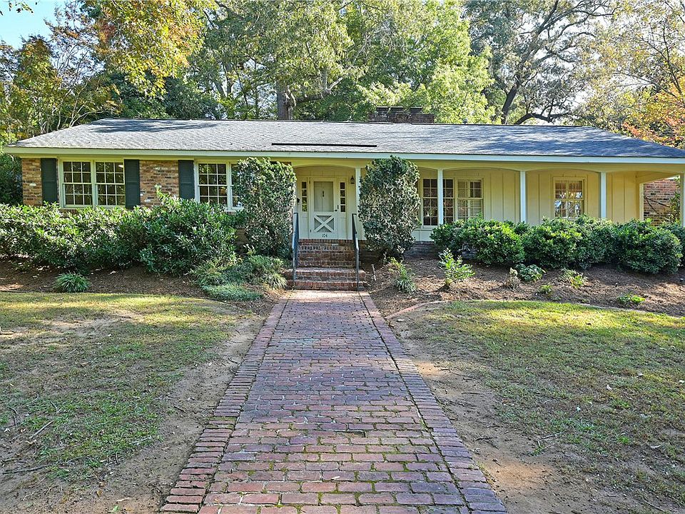 1st image of 104 Mountain View Dr