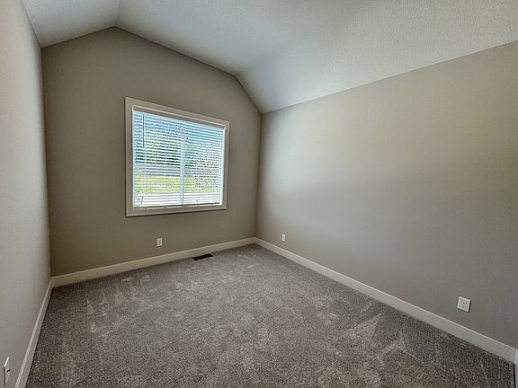 5th image of 1441 SW Winthrop Ter