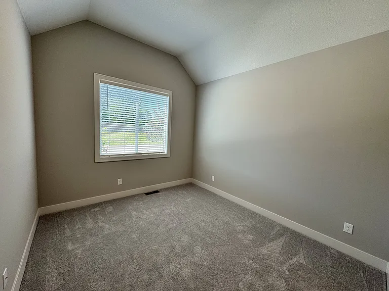 1441 SW Winthrop Ter — Photo 5