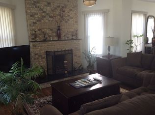 22 Ellerton St, Chicopee, MA 01020