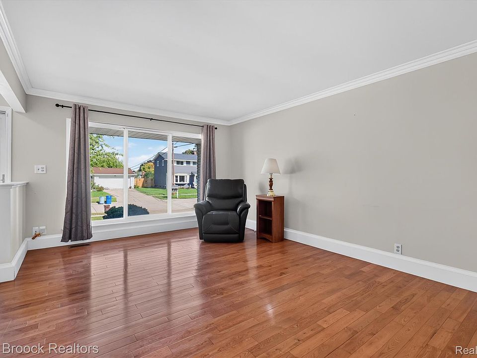 2504 Crofthill Dr, photo 10