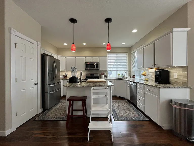 14199 SW Tewkesbury Dr — Photo 5