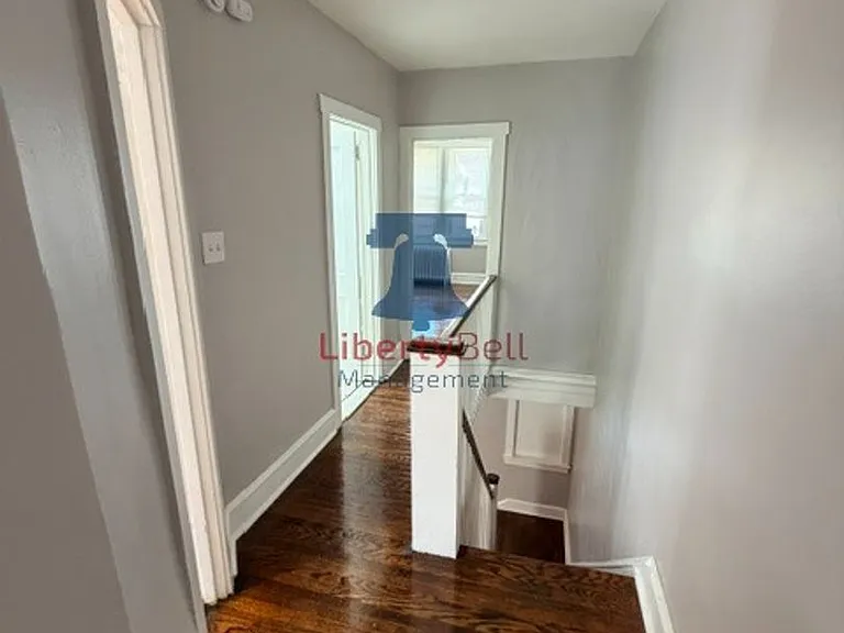 920 1/2 Anchor St — Photo 8