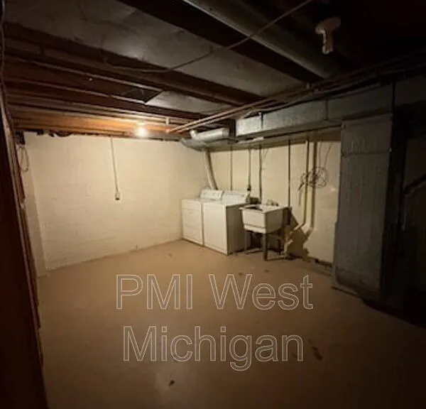 603 Peachtree Pl — Photo 8