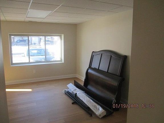 4th image of 3468 Babcock Blvd