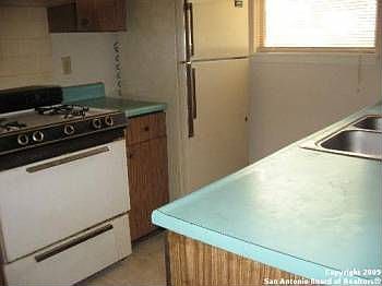 5th image of 6824 Cedarwood Ct
